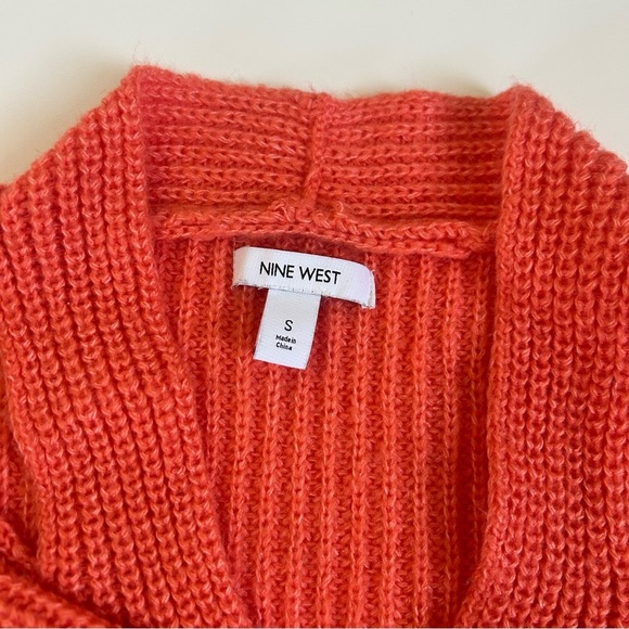 Nine West Salmon Colored Sweater with Cut Out Details size S - Picture 4 of 13